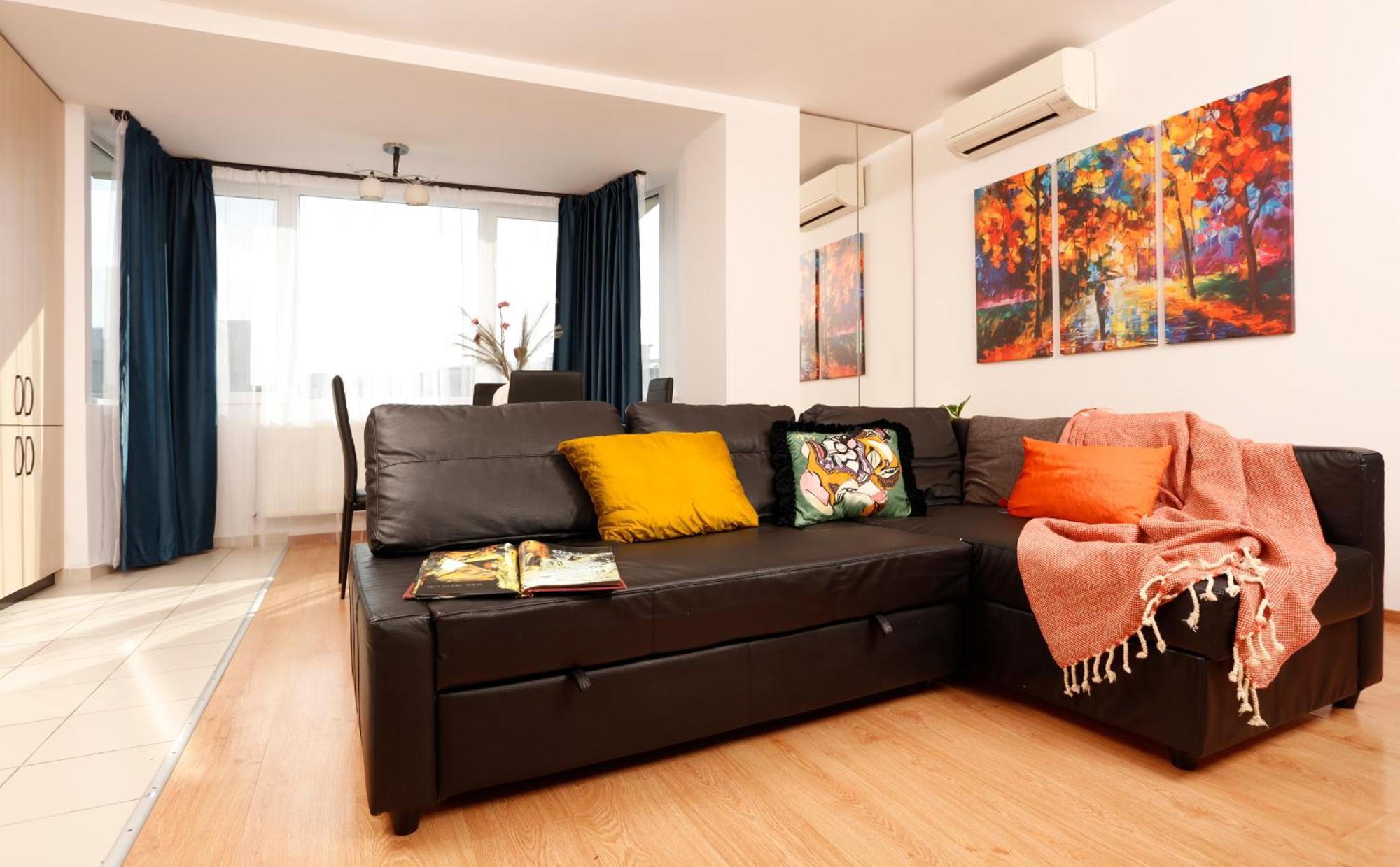 Enchanting Retreat - Historic Old Town - Pet-Friendly Haven - Steps From Unirii Bucarest Extérieur photo