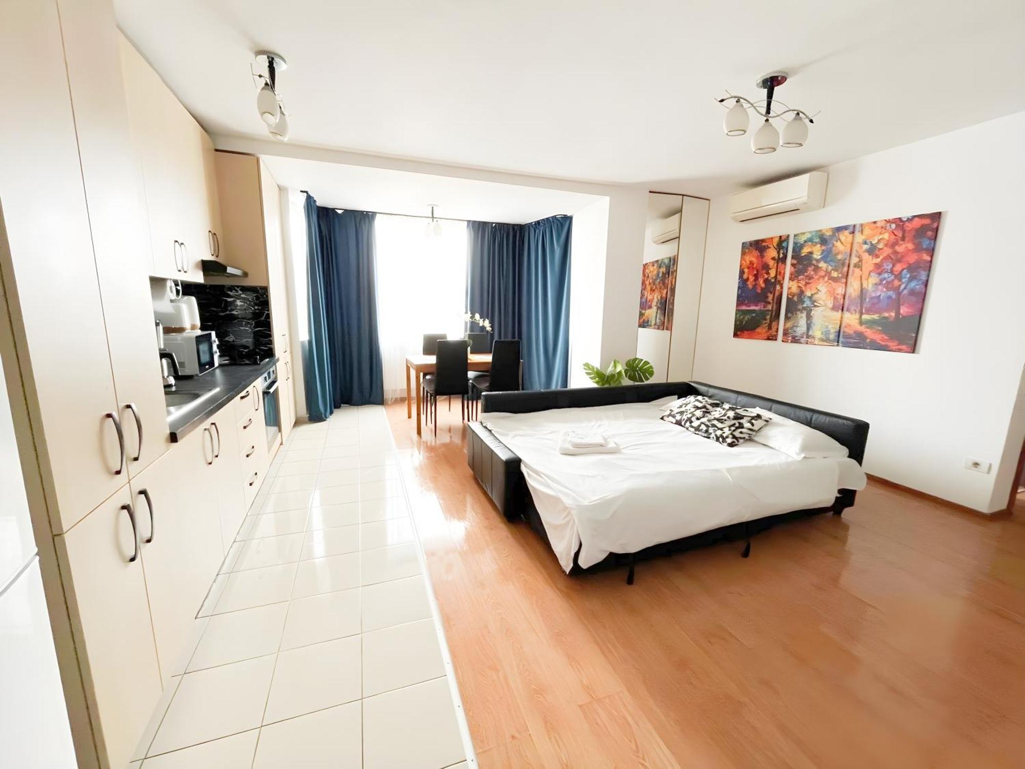 Enchanting Retreat - Historic Old Town - Pet-Friendly Haven - Steps From Unirii Bucarest Extérieur photo